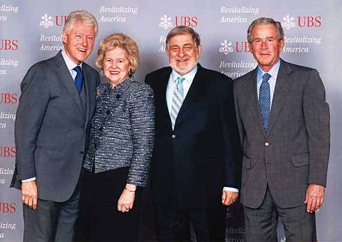BoatUS Founder Richard Schwartz and his wife, Beth Newburger, pose with U.S. Presidents Bill Clinton and George W. Bush