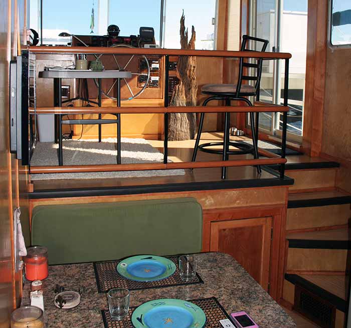 Don Helgeson's houseboat interior