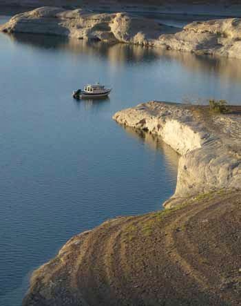 A Tranquil Moment on Lake Powell