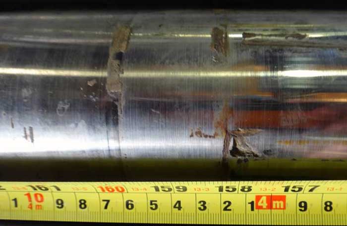 Oxygen depletion attack to a stainless steel propeller shaft