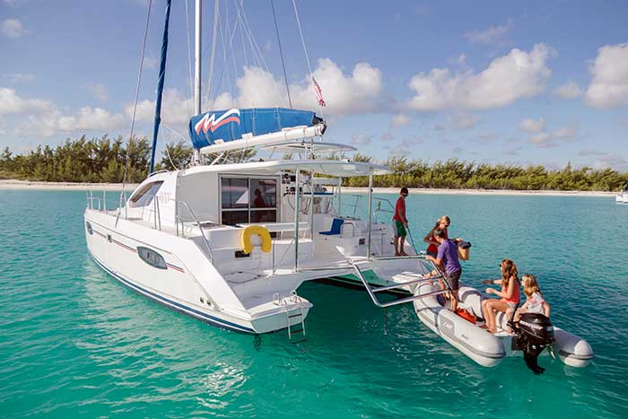 Chartering a sailboat in the Spanish Virgin Islands