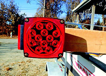 Removable Trailer Lights | BoatUS