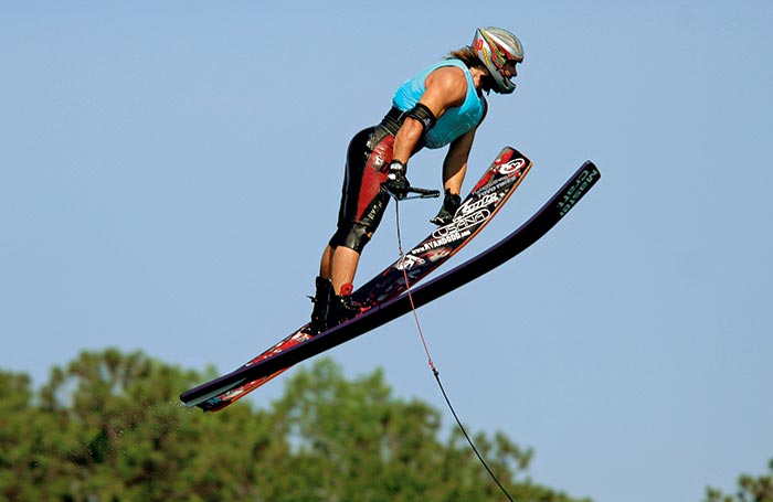 Ryan Dodd sets water ski jumping record