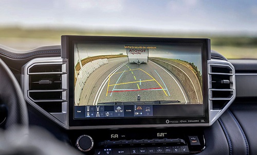 Toyota Trailer Backup Guide  vehicle multimedia display.